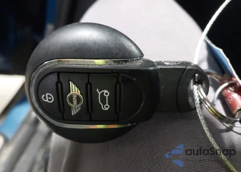 2017 Mini Countryman Cooper S z USA, uszkodzony, nr VIN WMZYT5C32H3D80646